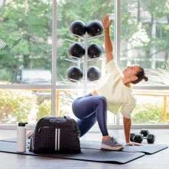 Adélie Bag - Black 30 Adélie Bag - Black -goneforarun Sales 2023 FLYTE 06 BLACK GYM LIFESTYLE1