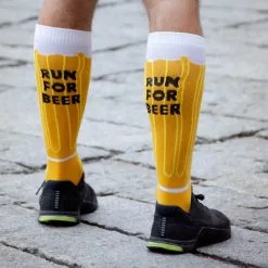 Woven Yakety Yak! Knee High Socks - Will Run For Beer (Amber/Brown/White) -goneforarun Sales 2023 tr 19627 male