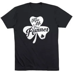 Running Short Sleeve T-Shirt - Kiss A Lucky Runner -goneforarun Sales 2023 tr 41942 BLACK FLAT