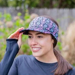 Running Comfort Performance Visor - Day Of The Run -goneforarun Sales 2023 tr 43285 LIFESTYLE FEMALE 1