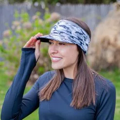 Running Comfort Performance Visor - Camo 14 Running Comfort Performance Visor - Camo -goneforarun Sales 2023 tr 43288 LIFESTYLE FEMALE 1