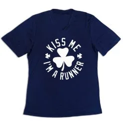Women's Short Sleeve Tech Tee - Kiss Me I Am A Runner Shamrock