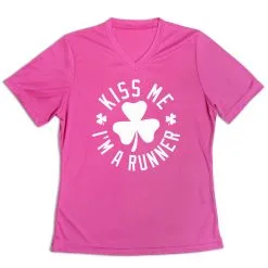 Women's Short Sleeve Tech Tee - Kiss Me I Am A Runner Shamrock -goneforarun Sales 2023 tr 43534 PINK MAIN