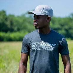 RunTechnology® Performance Hat - Light Gray -goneforarun Sales 2023 tr 44313 LIFESTYLE MALE 2