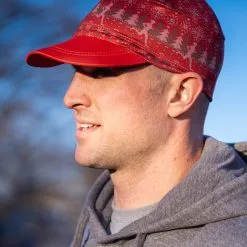 Running Comfort Performance Hat - Ugly Christmas Sweater -goneforarun Sales 2023 tr 44626 LIFESTYLE MALE 1