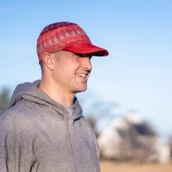 Running Comfort Performance Hat - Ugly Christmas Sweater -goneforarun Sales 2023 tr 44626 LIFESTYLE MALE 2