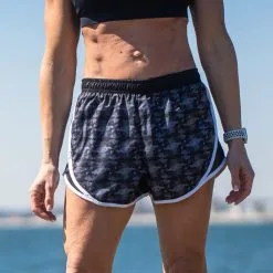 TrueRun Women's Running Shorts - Graphite -goneforarun Sales 2023 tr 46475 LIFESTYLE 4