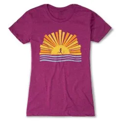 Women's Everyday Runners Tee - Here Comes The Sun -goneforarun Sales 2023 tr 46484 LUSHBERRY FLAT